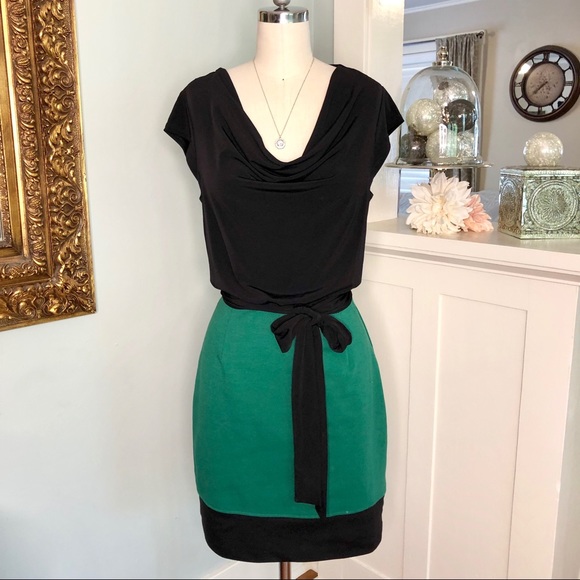 Laundry by Design Dresses & Skirts - Laundry by Design Black & Green Dress with Bow